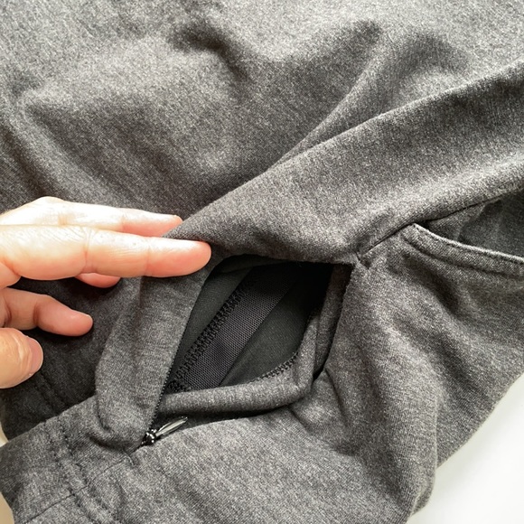 Lululemon crop sweatshirt with crossover back detail - Picture 5 of 5